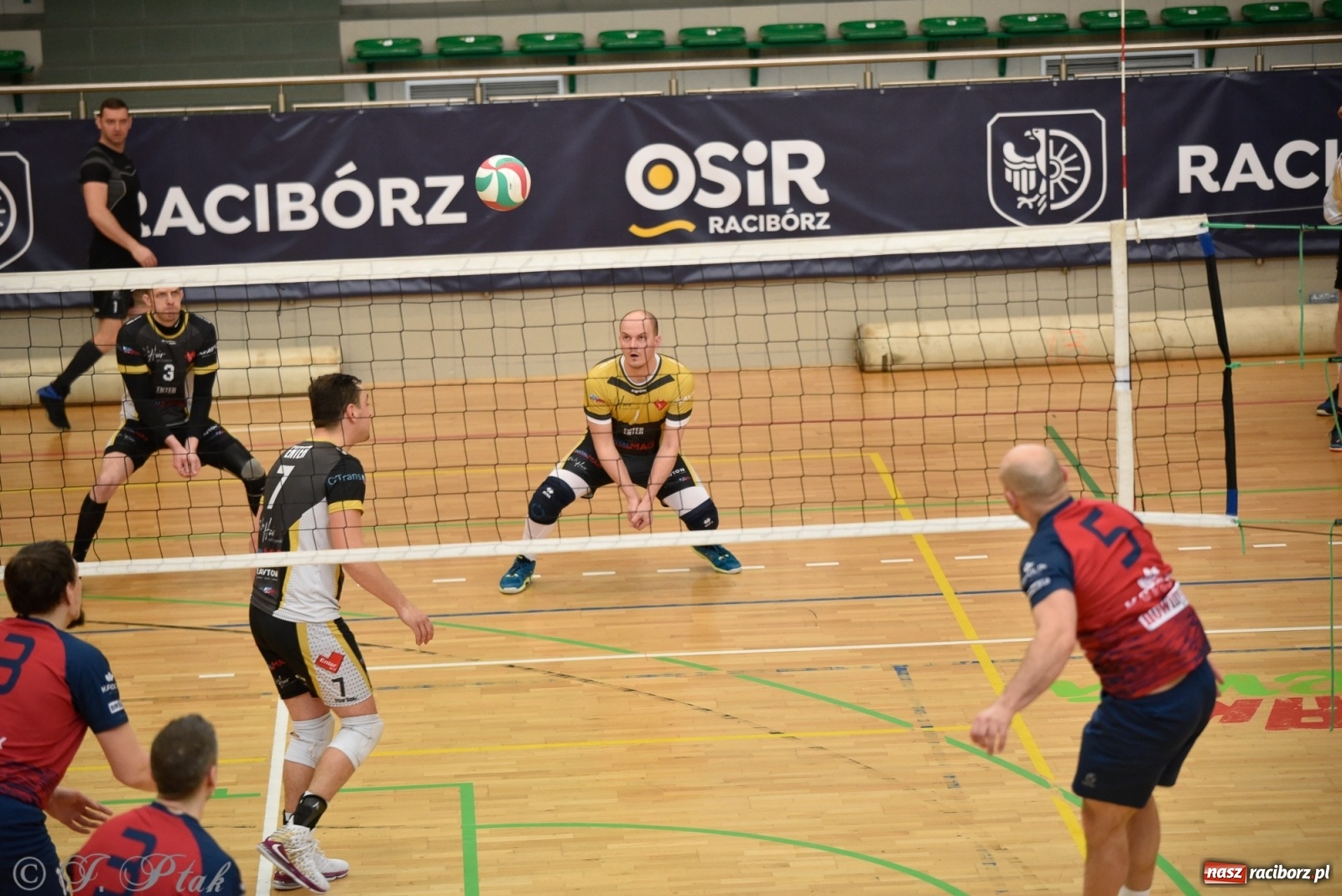 Zdjęcie w galerii na portalu naszraciborz.pl: Niedziela w RLPS pełna emocji  [FOTO] wiadomości z regionu