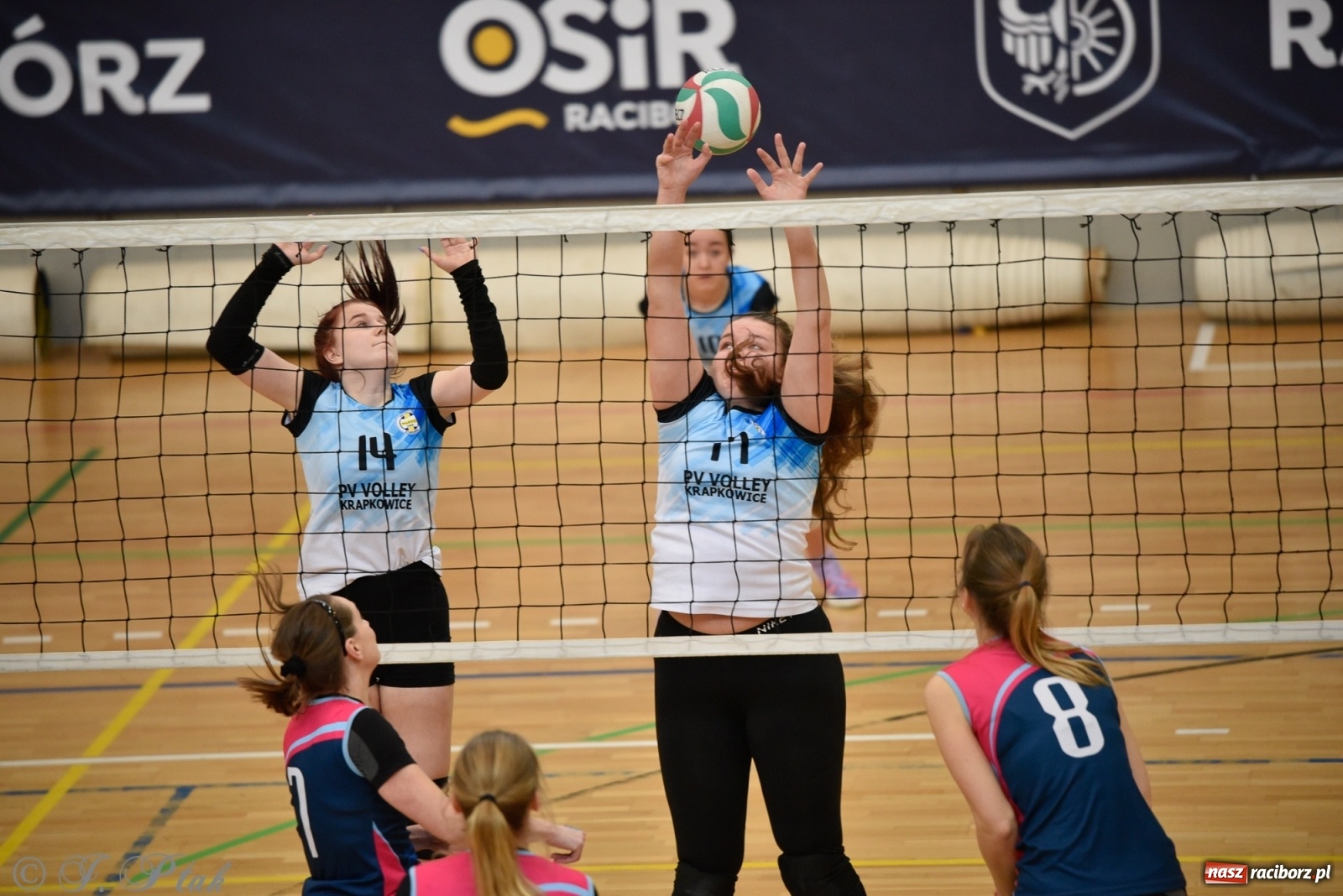 Zdjęcie w galerii na portalu naszraciborz.pl: Niedziela w RLPS pełna emocji  [FOTO] wiadomości z regionu