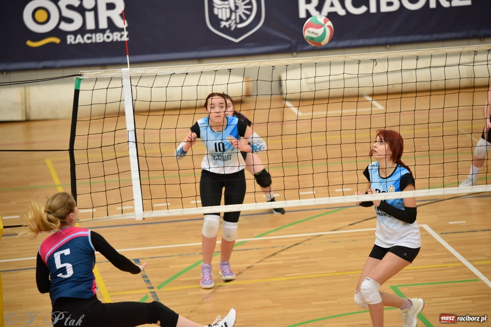 Zdjęcie w galerii na portalu naszraciborz.pl: Niedziela w RLPS pełna emocji  [FOTO] wiadomości z regionu