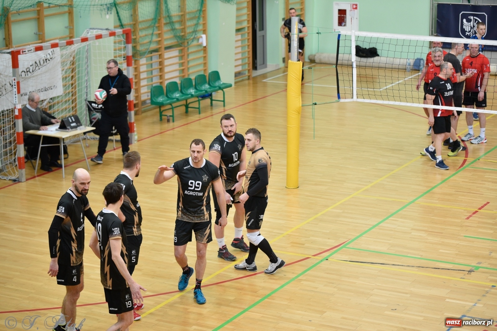 Zdjęcie w galerii na portalu naszraciborz.pl: Niedziela w RLPS pełna emocji  [FOTO] wiadomości z regionu