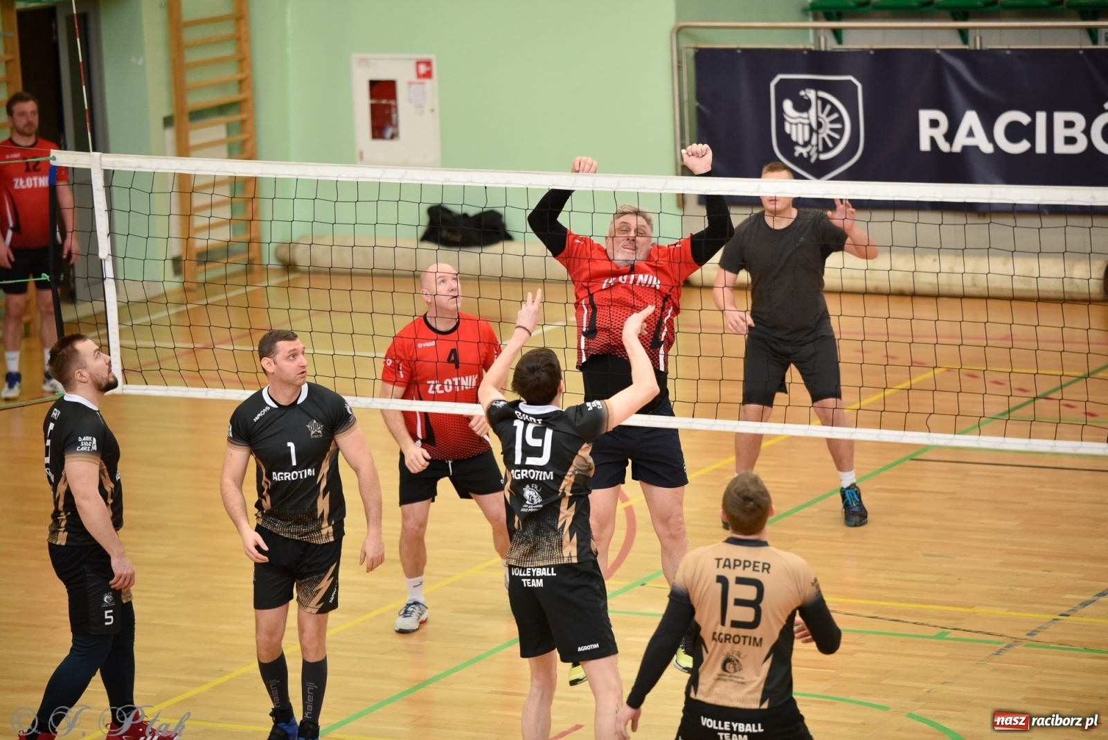 Zdjęcie w galerii na portalu naszraciborz.pl: Niedziela w RLPS pełna emocji  [FOTO] wiadomości z regionu