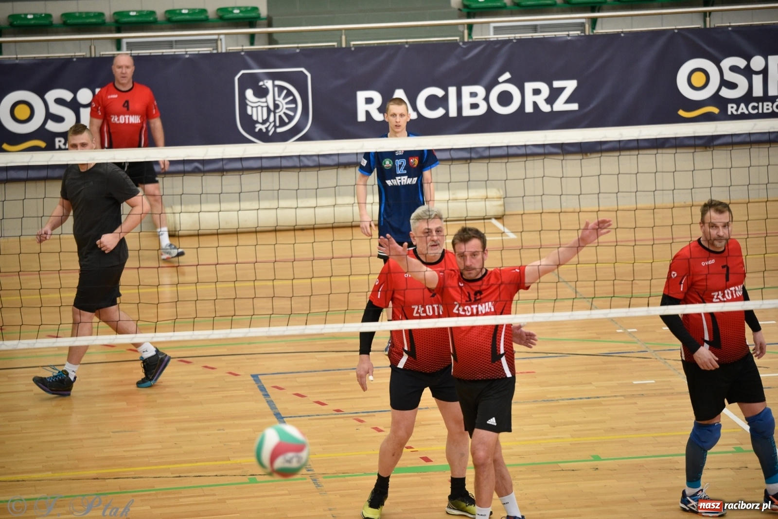 Zdjęcie w galerii na portalu naszraciborz.pl: Niedziela w RLPS pełna emocji  [FOTO] wiadomości z regionu