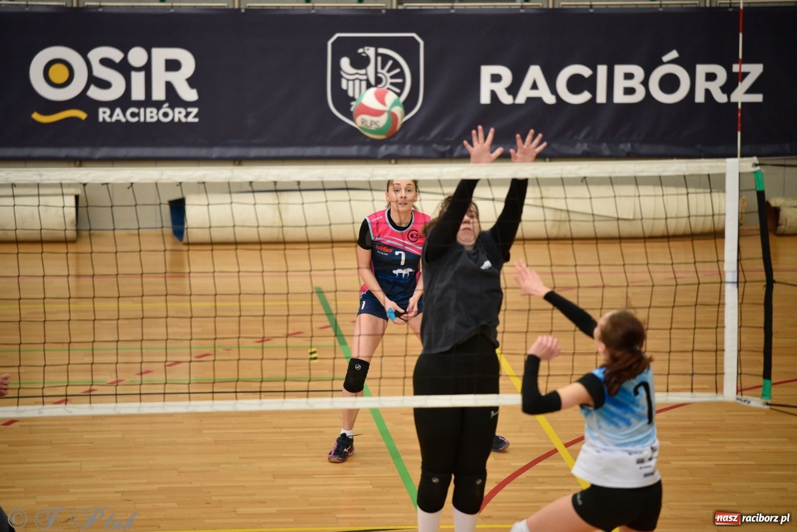 Zdjęcie w galerii na portalu naszraciborz.pl: Niedziela w RLPS pełna emocji  [FOTO] wiadomości z regionu