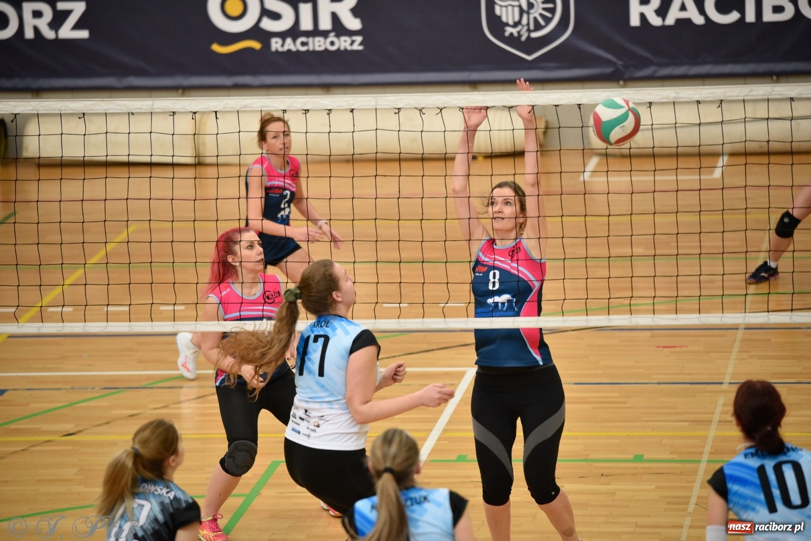 Zdjęcie w galerii na portalu naszraciborz.pl: Niedziela w RLPS pełna emocji  [FOTO] wiadomości z regionu