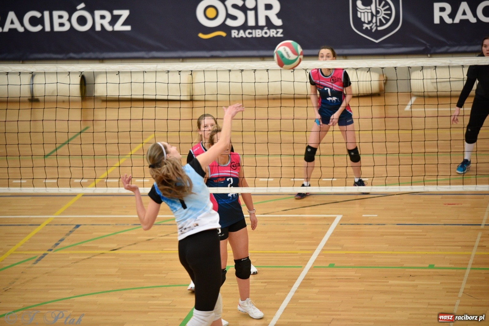 Zdjęcie w galerii na portalu naszraciborz.pl: Niedziela w RLPS pełna emocji  [FOTO] wiadomości z regionu