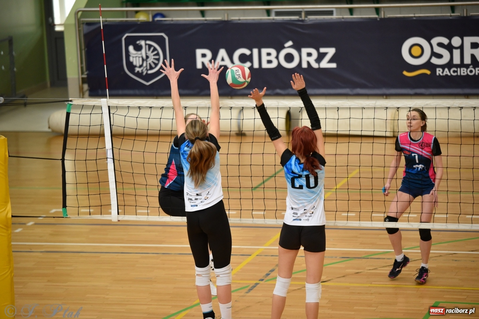 Zdjęcie w galerii na portalu naszraciborz.pl: Niedziela w RLPS pełna emocji  [FOTO] wiadomości z regionu