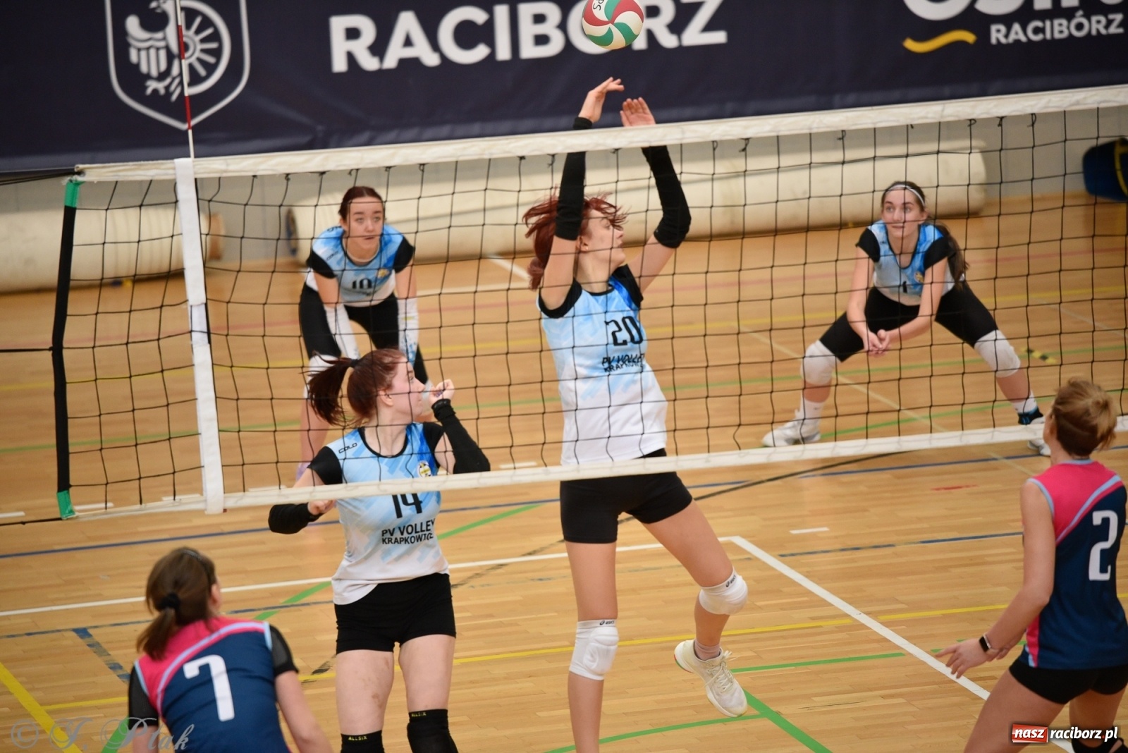 Zdjęcie w galerii na portalu naszraciborz.pl: Niedziela w RLPS pełna emocji  [FOTO] wiadomości z regionu