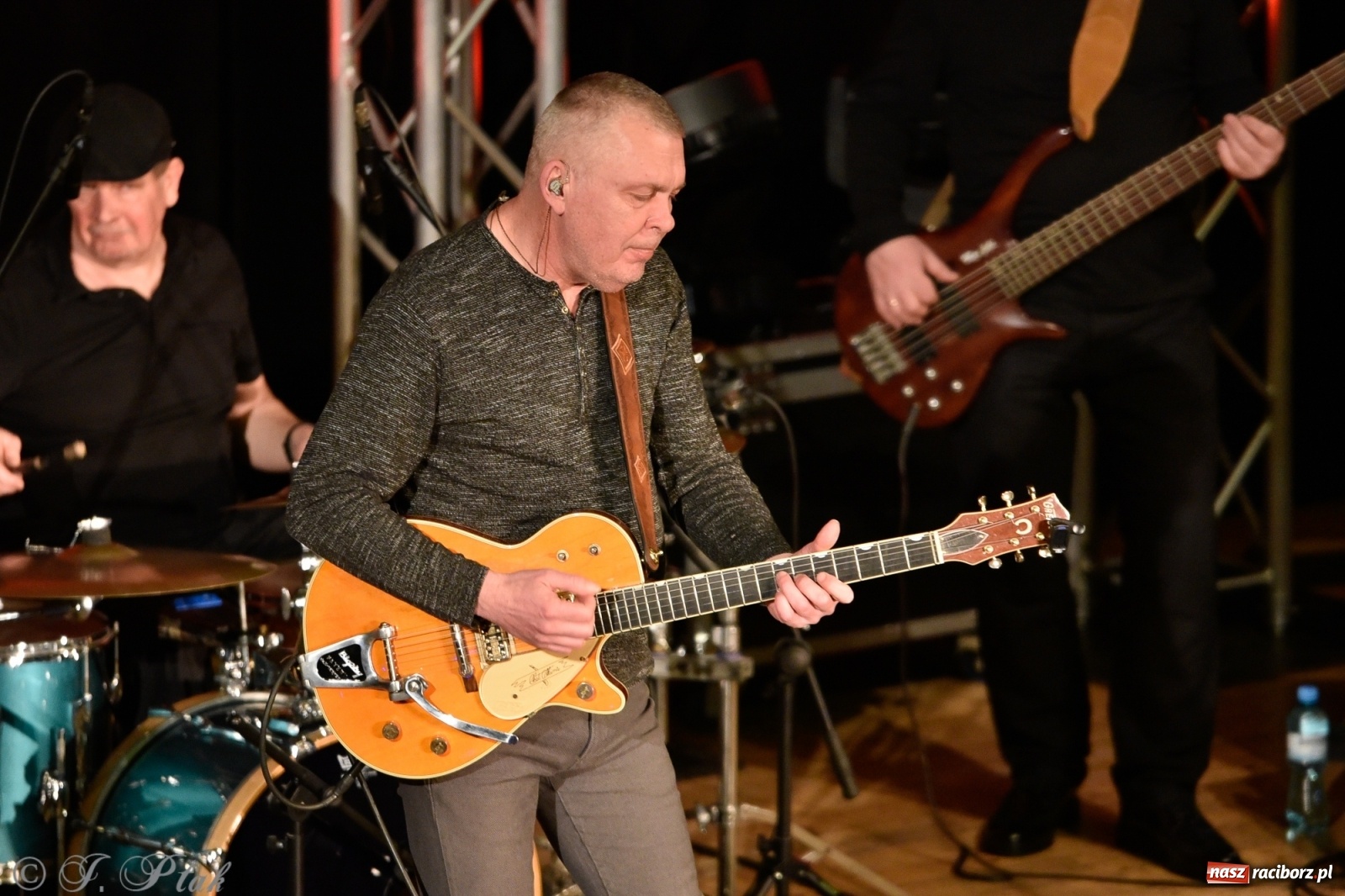 Zdjęcie w galerii na portalu naszraciborz.pl: Raz, Dwa, Trzy na swoje 30. urodziny w Raciborzu wiadomości z regionu