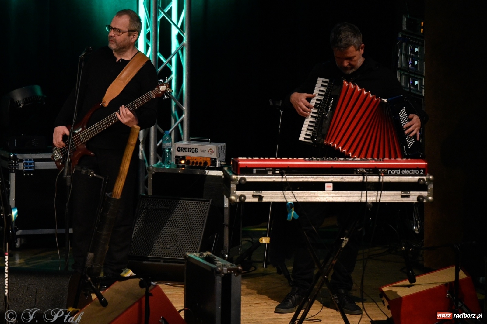 Zdjęcie w galerii na portalu naszraciborz.pl: Raz, Dwa, Trzy na swoje 30. urodziny w Raciborzu wiadomości z regionu