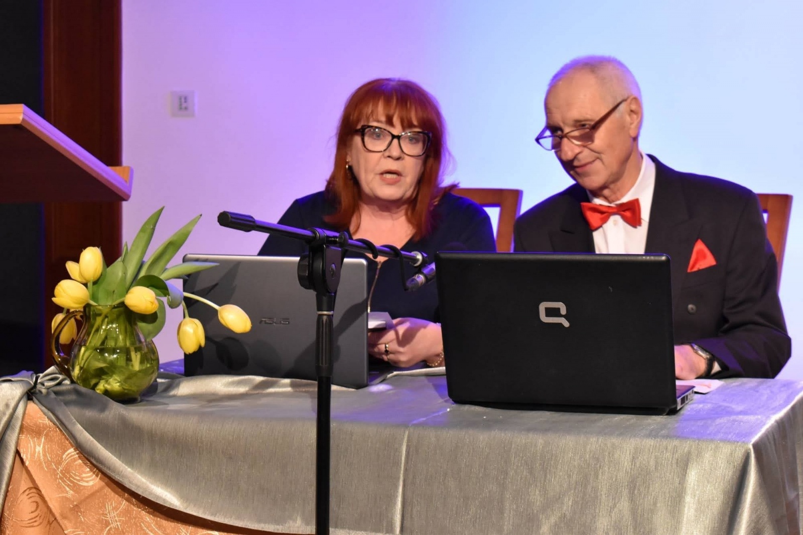 Zdjęcie w galerii na portalu naszraciborz.pl: Zakręcona RULETKA życia. Promocja książki Zbigniewa Woźniaka na zamku wiadomości z regionu