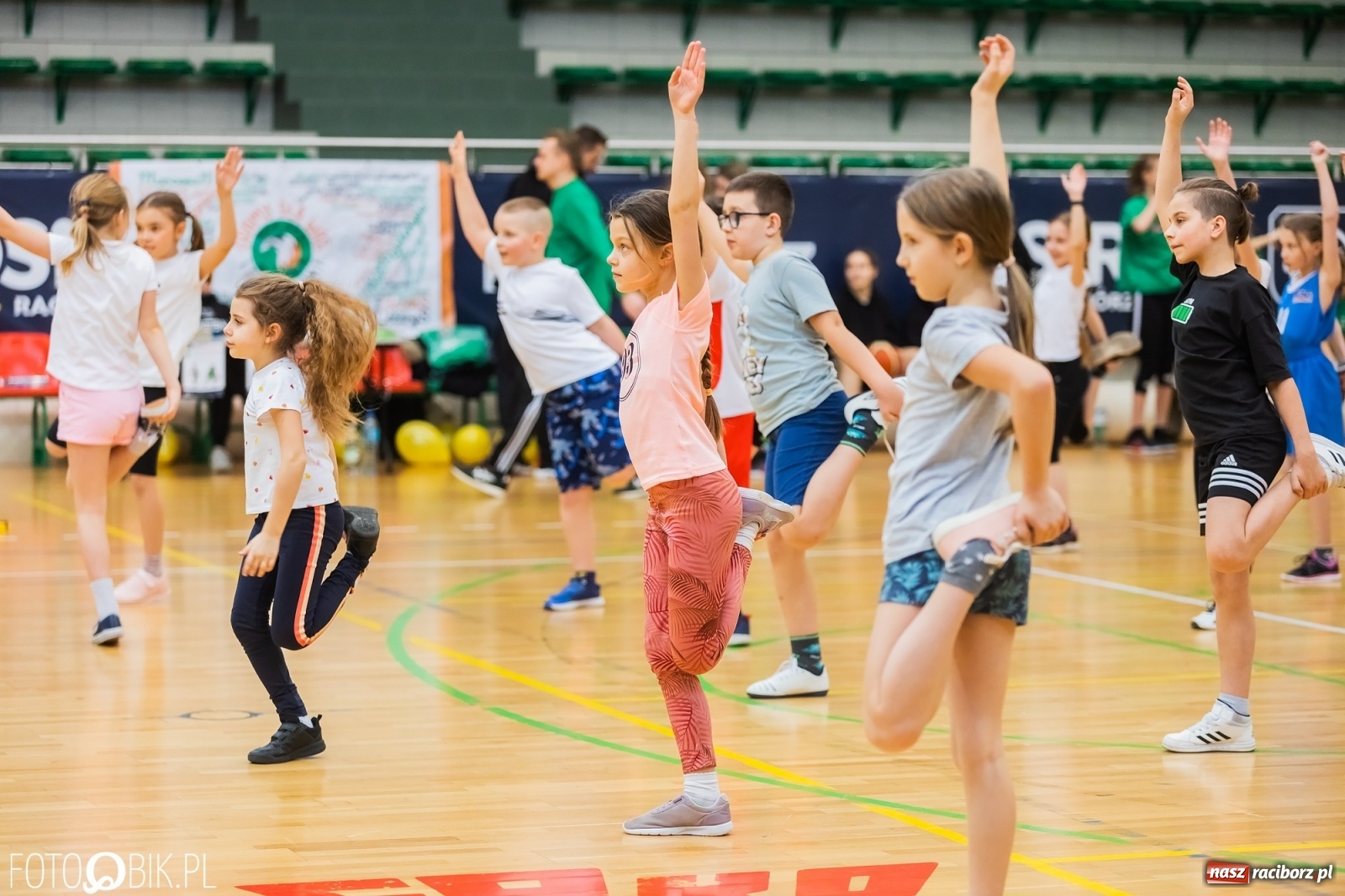 Zdjęcie w galerii na portalu naszraciborz.pl: Festiwal Sportu z SP 18 w hali przy Łąkowej [FOTO i WIDEO] wiadomości z regionu