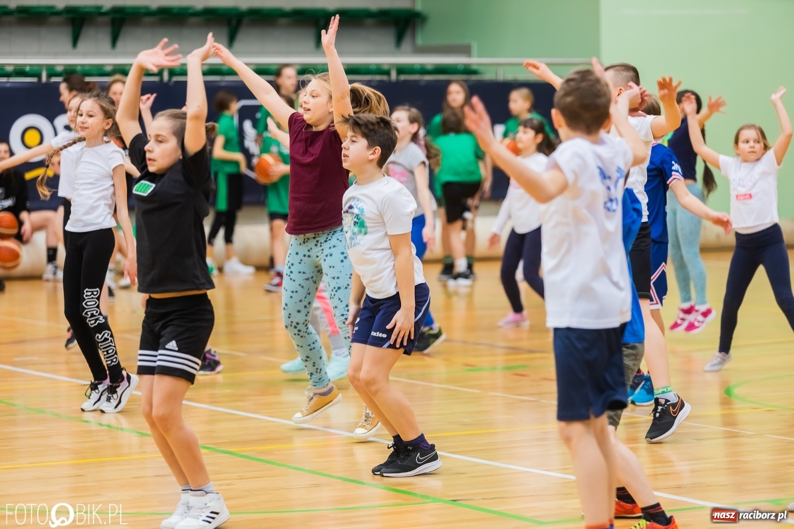 Zdjęcie w galerii na portalu naszraciborz.pl: Festiwal Sportu z SP 18 w hali przy Łąkowej [FOTO i WIDEO] wiadomości z regionu
