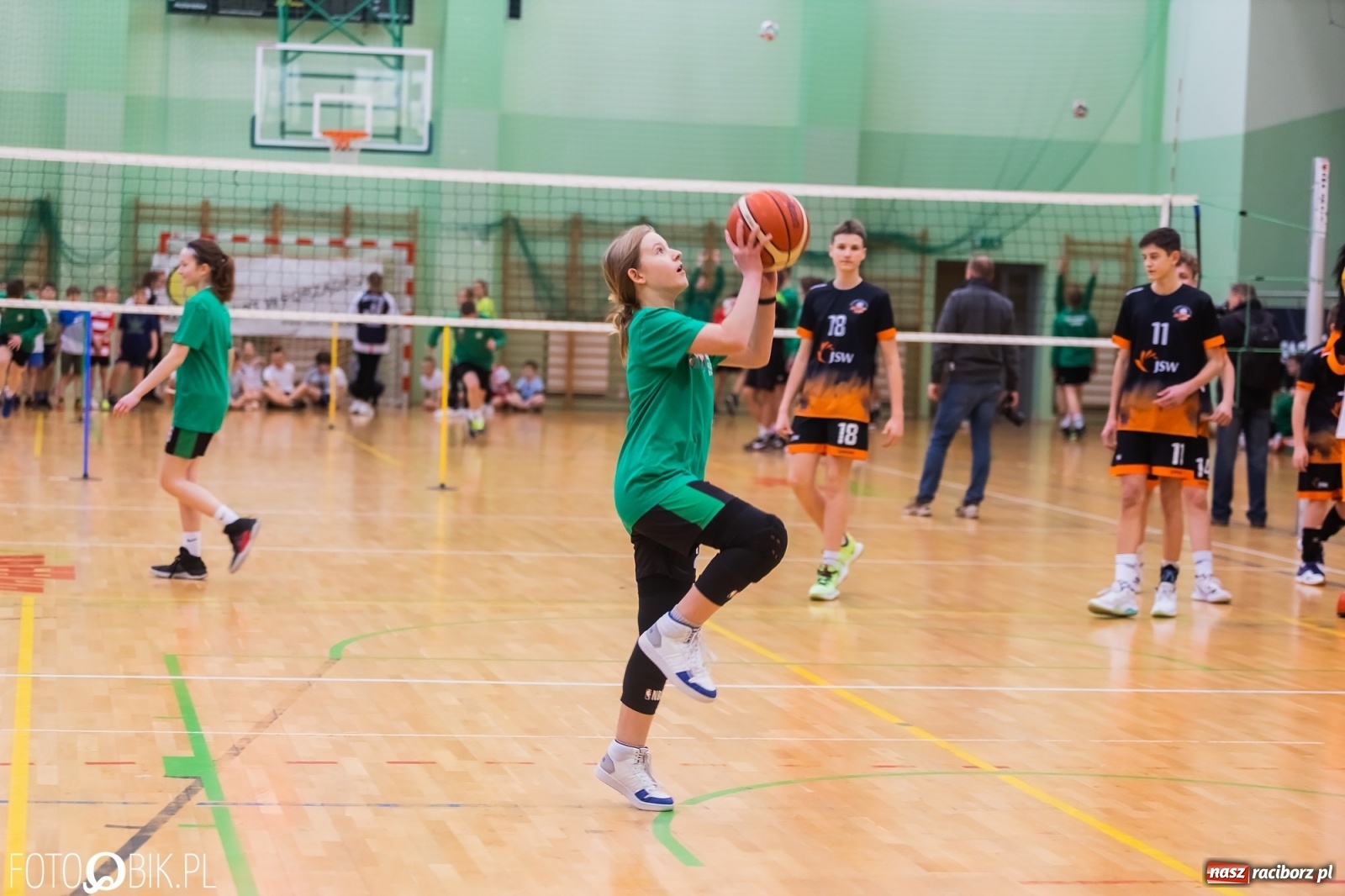 Zdjęcie w galerii na portalu naszraciborz.pl: Festiwal Sportu z SP 18 w hali przy Łąkowej [FOTO i WIDEO] wiadomości z regionu