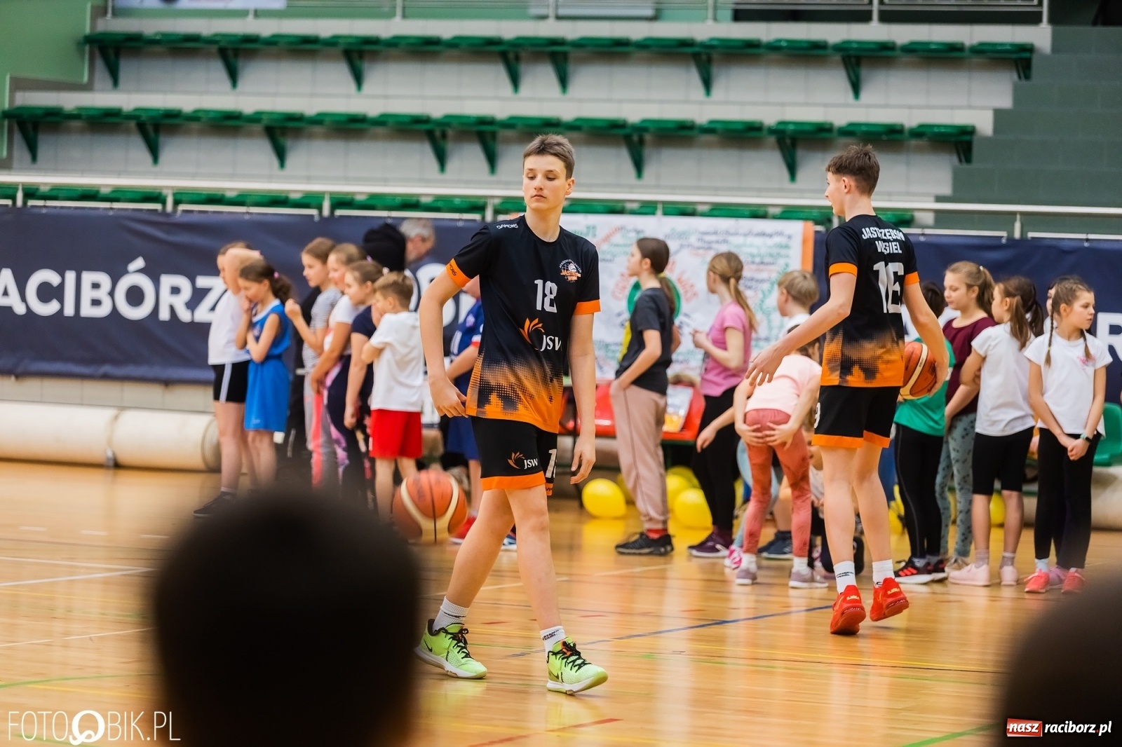 Zdjęcie w galerii na portalu naszraciborz.pl: Festiwal Sportu z SP 18 w hali przy Łąkowej [FOTO i WIDEO] wiadomości z regionu