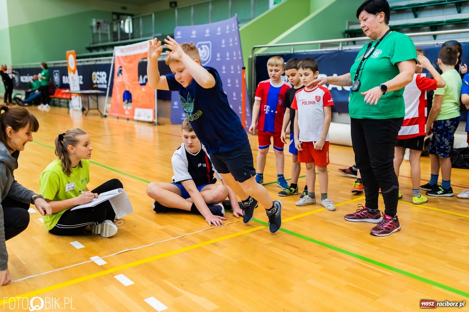 Zdjęcie w galerii na portalu naszraciborz.pl: Festiwal Sportu z SP 18 w hali przy Łąkowej [FOTO i WIDEO] wiadomości z regionu