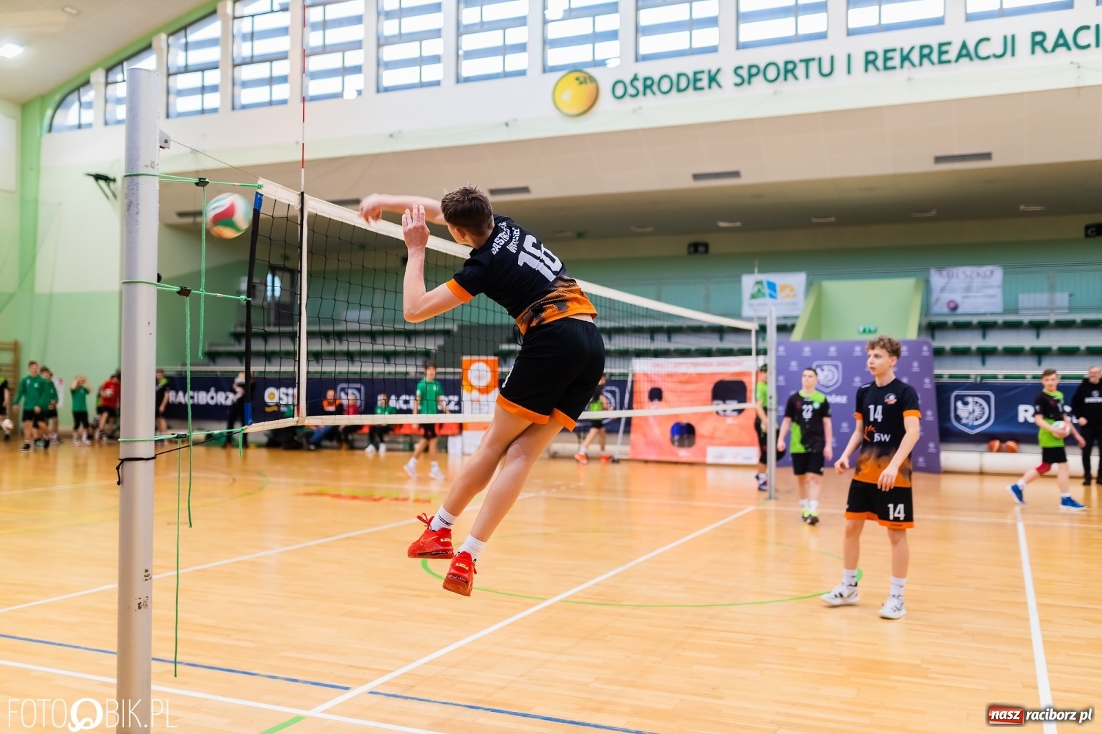 Zdjęcie w galerii na portalu naszraciborz.pl: Festiwal Sportu z SP 18 w hali przy Łąkowej [FOTO i WIDEO] wiadomości z regionu