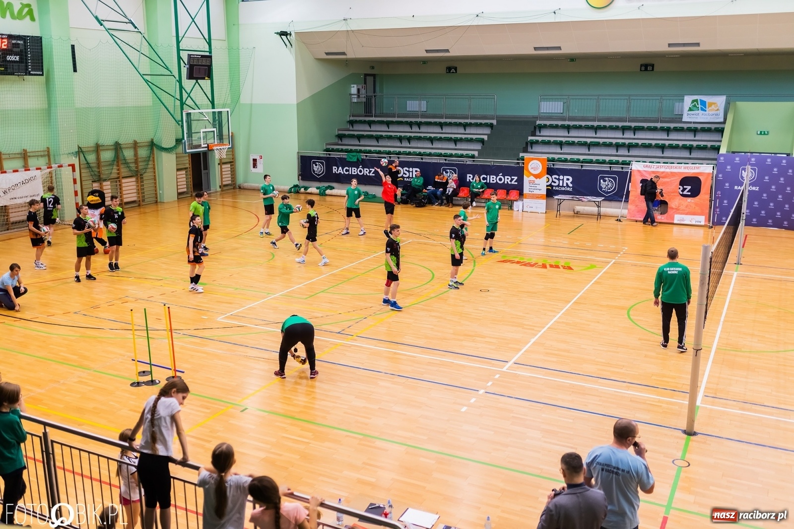 Zdjęcie w galerii na portalu naszraciborz.pl: Festiwal Sportu z SP 18 w hali przy Łąkowej [FOTO i WIDEO] wiadomości z regionu
