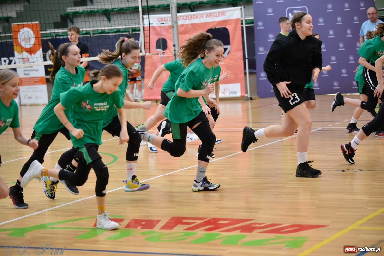 Zdjęcie w galerii na portalu naszraciborz.pl: Festiwal Sportu z SP 18 w hali przy Łąkowej [FOTO i WIDEO] wiadomości z regionu