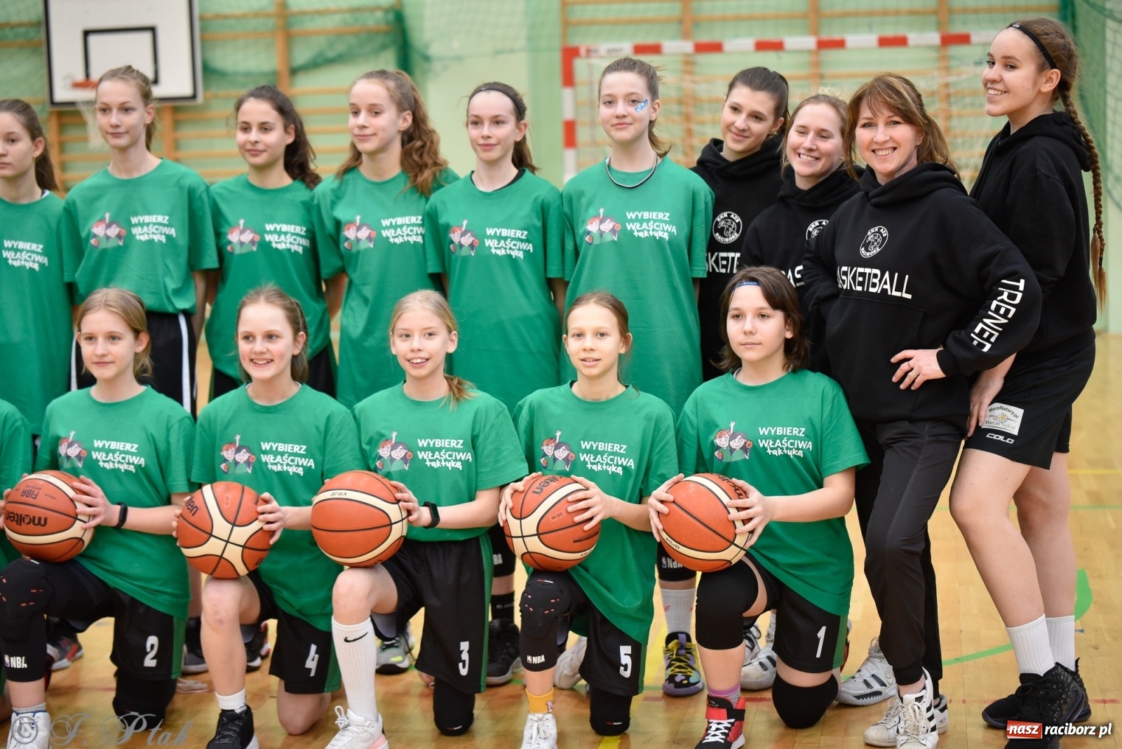 Zdjęcie w galerii na portalu naszraciborz.pl: Festiwal Sportu z SP 18 w hali przy Łąkowej [FOTO i WIDEO] wiadomości z regionu