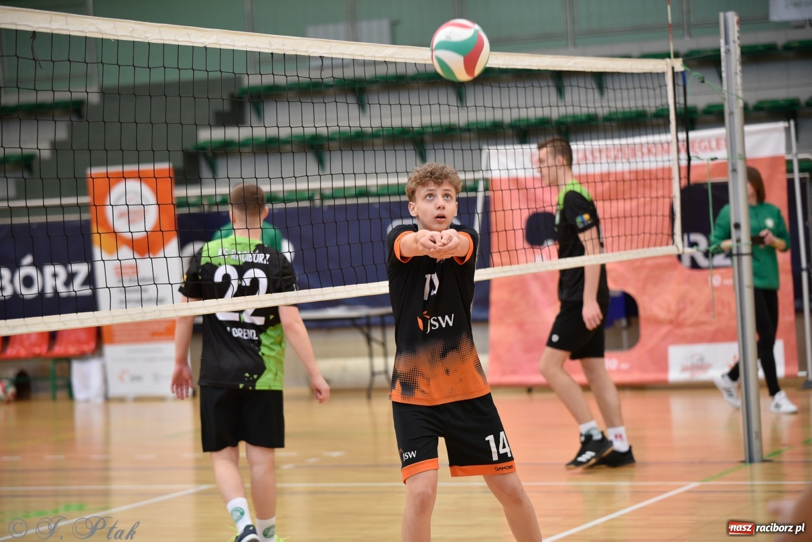 Zdjęcie w galerii na portalu naszraciborz.pl: Festiwal Sportu z SP 18 w hali przy Łąkowej [FOTO i WIDEO] wiadomości z regionu