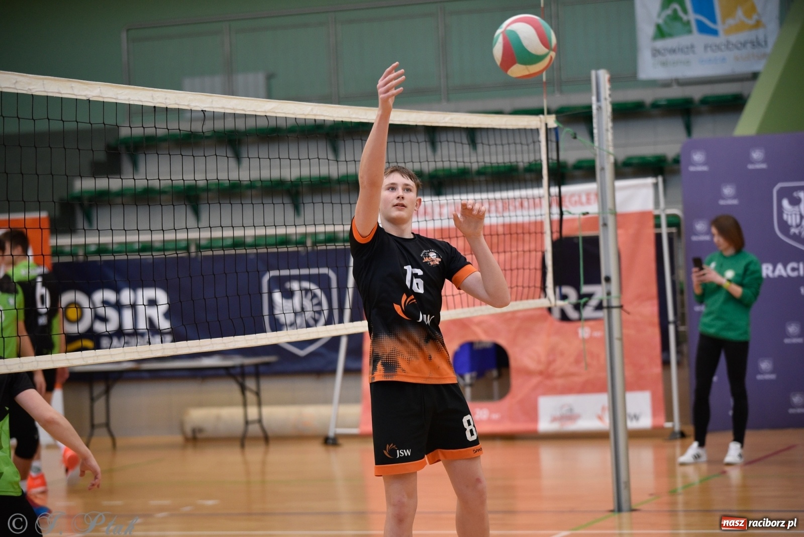 Zdjęcie w galerii na portalu naszraciborz.pl: Festiwal Sportu z SP 18 w hali przy Łąkowej [FOTO i WIDEO] wiadomości z regionu