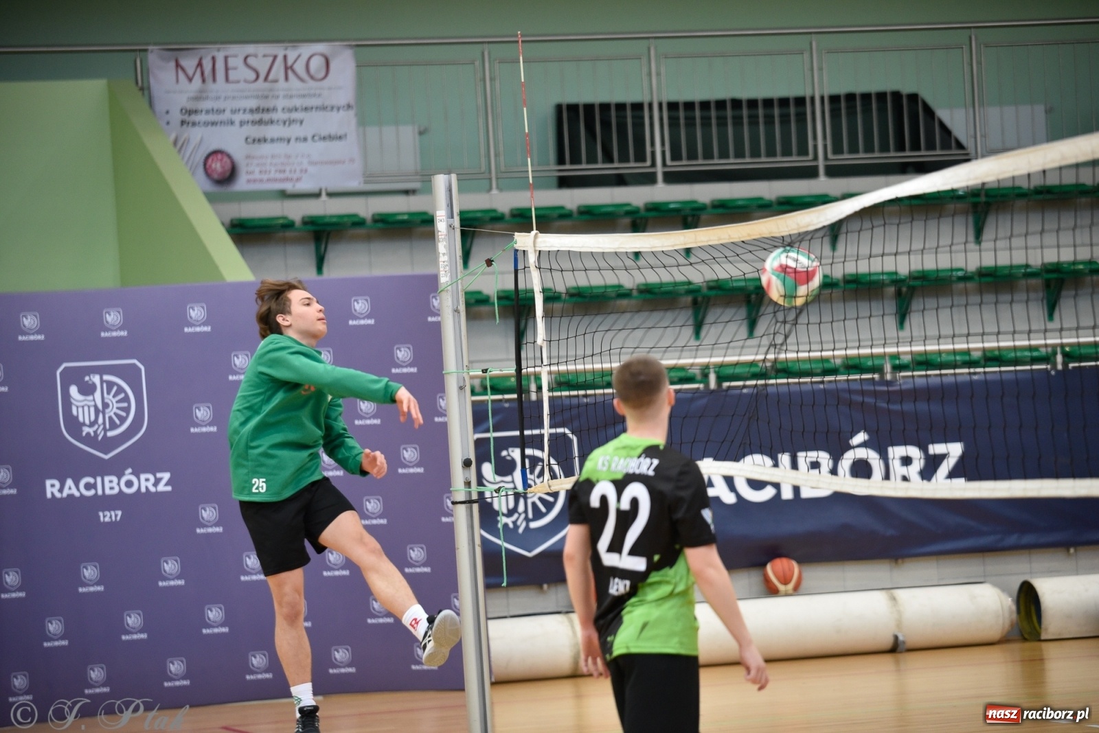 Zdjęcie w galerii na portalu naszraciborz.pl: Festiwal Sportu z SP 18 w hali przy Łąkowej [FOTO i WIDEO] wiadomości z regionu