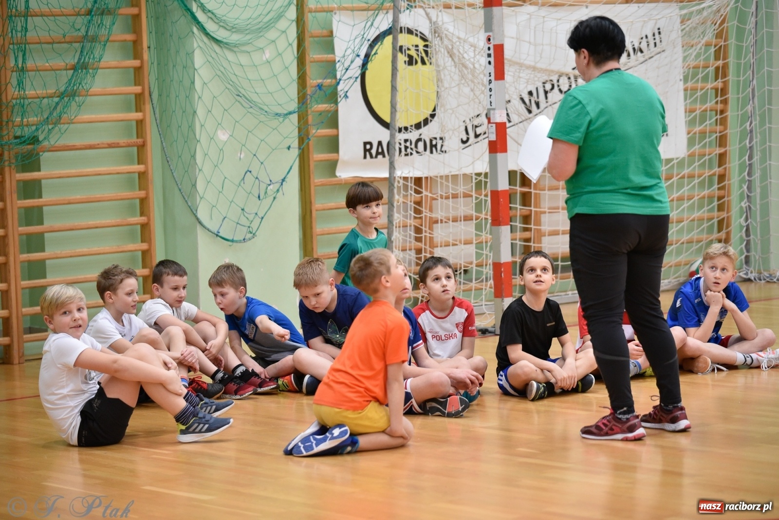 Zdjęcie w galerii na portalu naszraciborz.pl: Festiwal Sportu z SP 18 w hali przy Łąkowej [FOTO i WIDEO] wiadomości z regionu