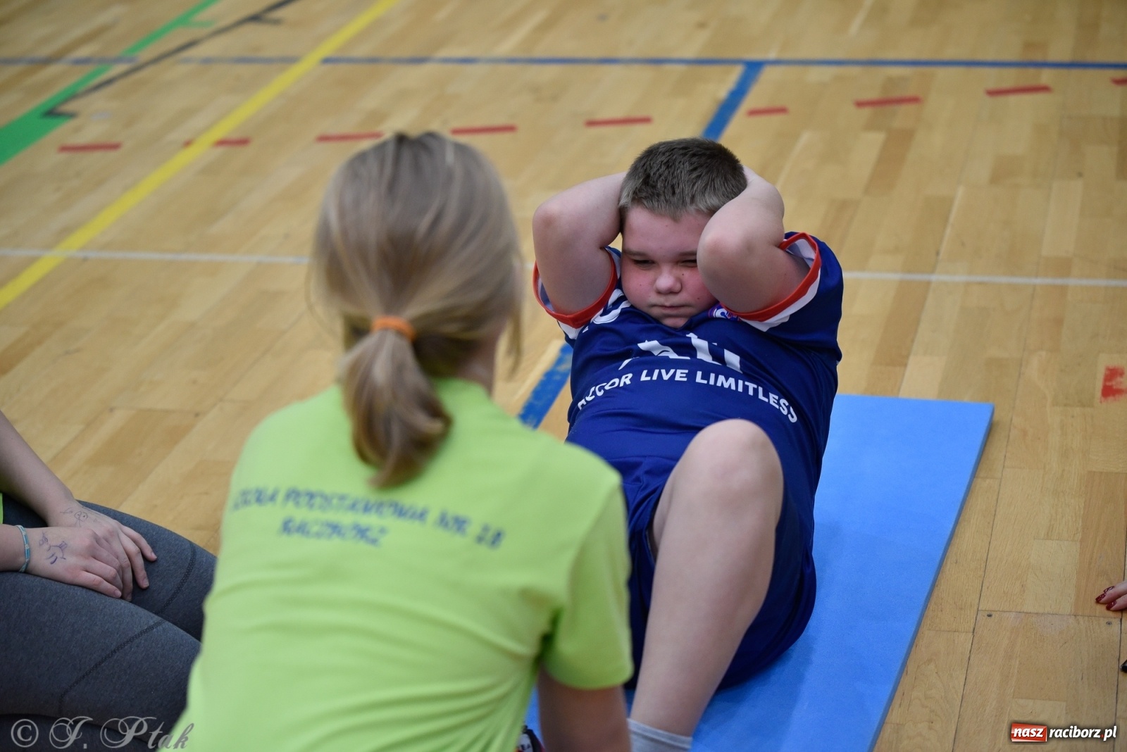 Zdjęcie w galerii na portalu naszraciborz.pl: Festiwal Sportu z SP 18 w hali przy Łąkowej [FOTO i WIDEO] wiadomości z regionu