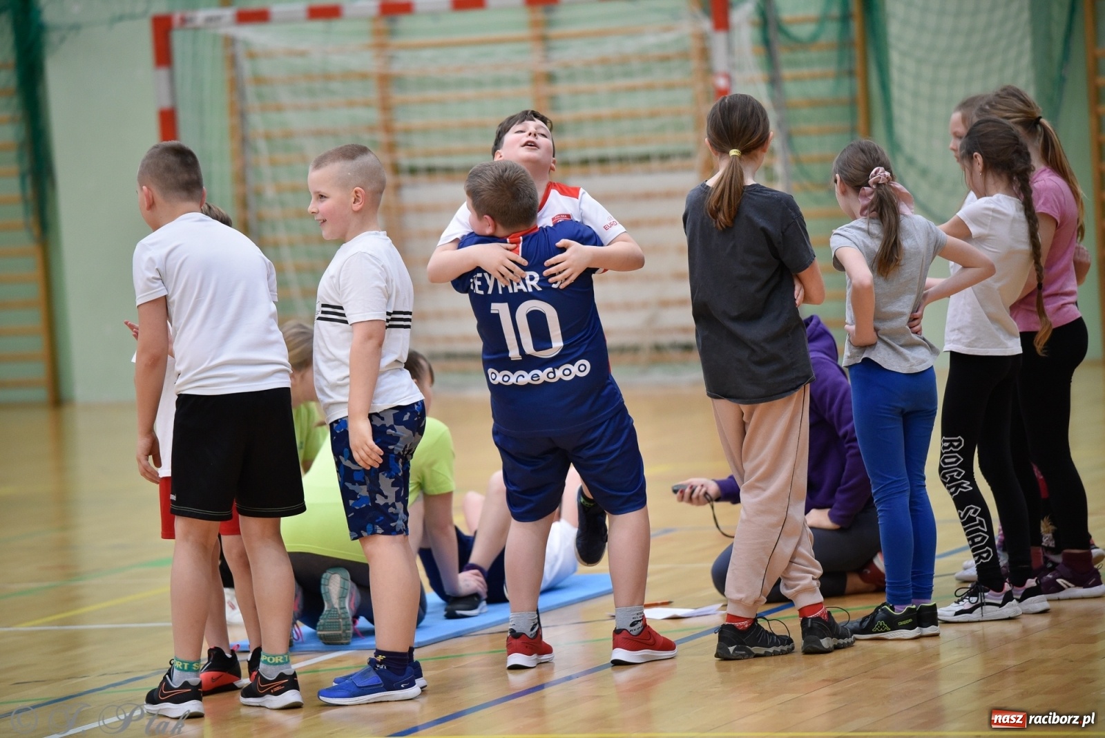 Zdjęcie w galerii na portalu naszraciborz.pl: Festiwal Sportu z SP 18 w hali przy Łąkowej [FOTO i WIDEO] wiadomości z regionu