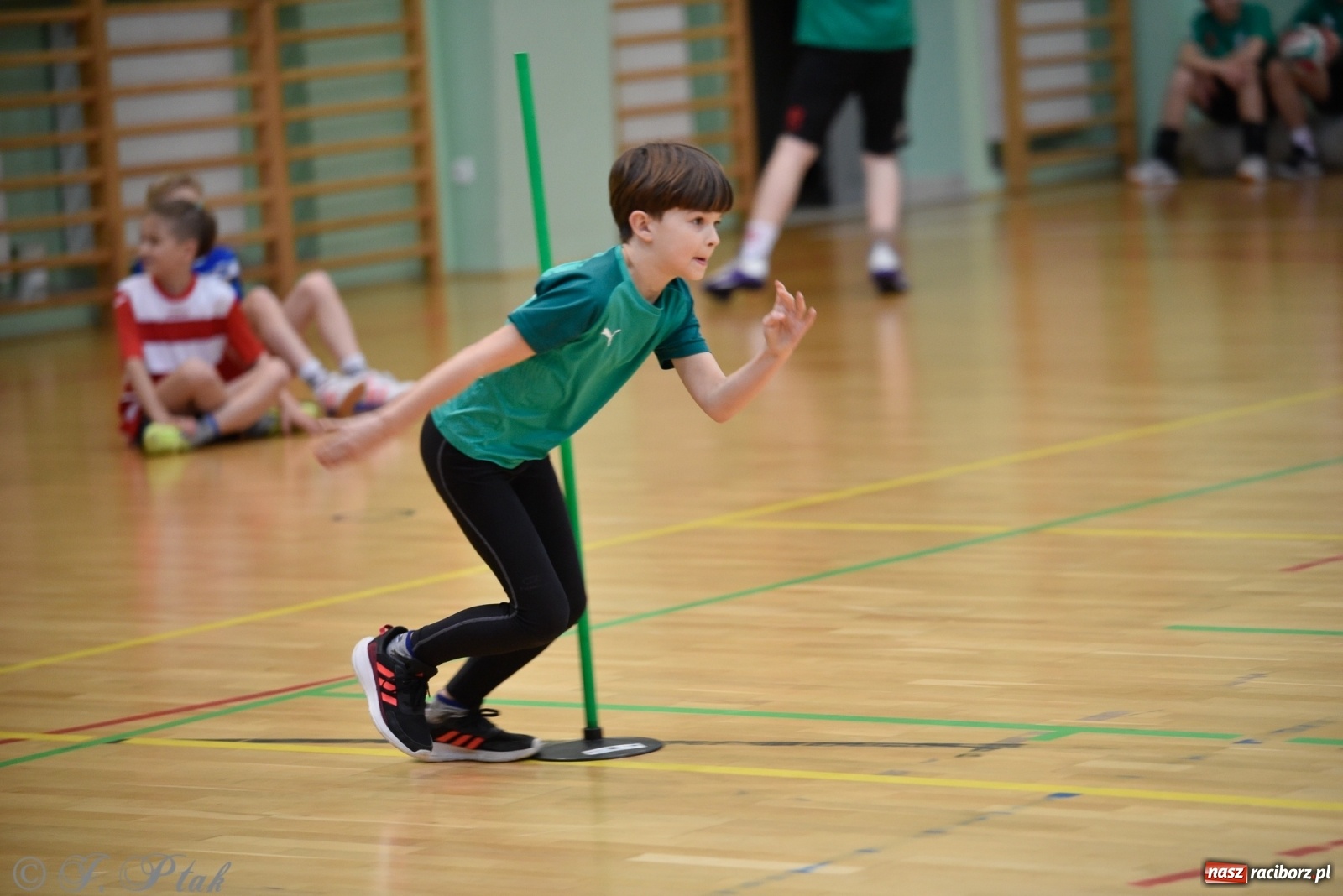 Zdjęcie w galerii na portalu naszraciborz.pl: Festiwal Sportu z SP 18 w hali przy Łąkowej [FOTO i WIDEO] wiadomości z regionu