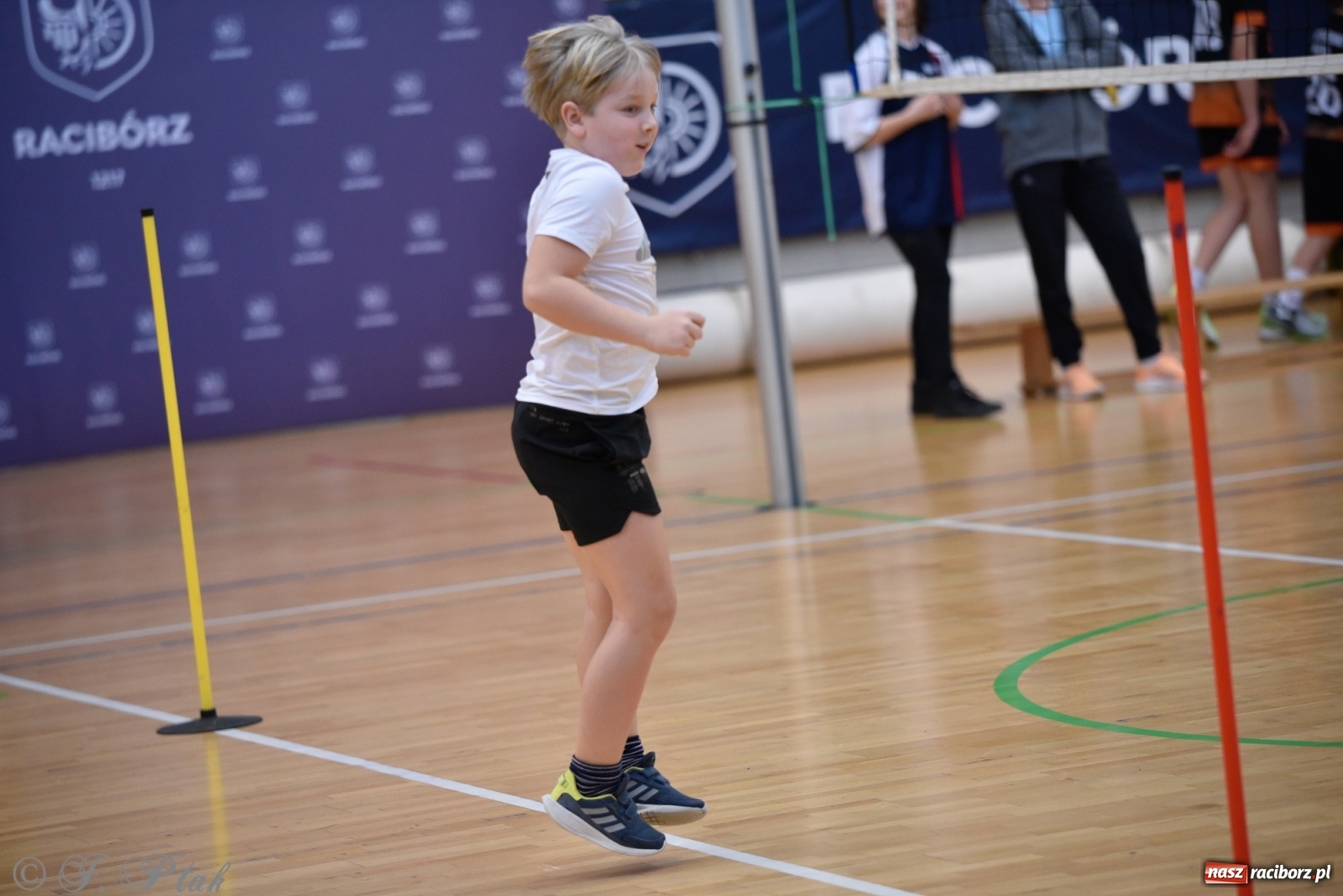 Zdjęcie w galerii na portalu naszraciborz.pl: Festiwal Sportu z SP 18 w hali przy Łąkowej [FOTO i WIDEO] wiadomości z regionu