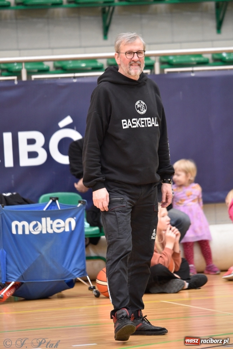 Zdjęcie w galerii na portalu naszraciborz.pl: Festiwal Sportu z SP 18 w hali przy Łąkowej [FOTO i WIDEO] wiadomości z regionu