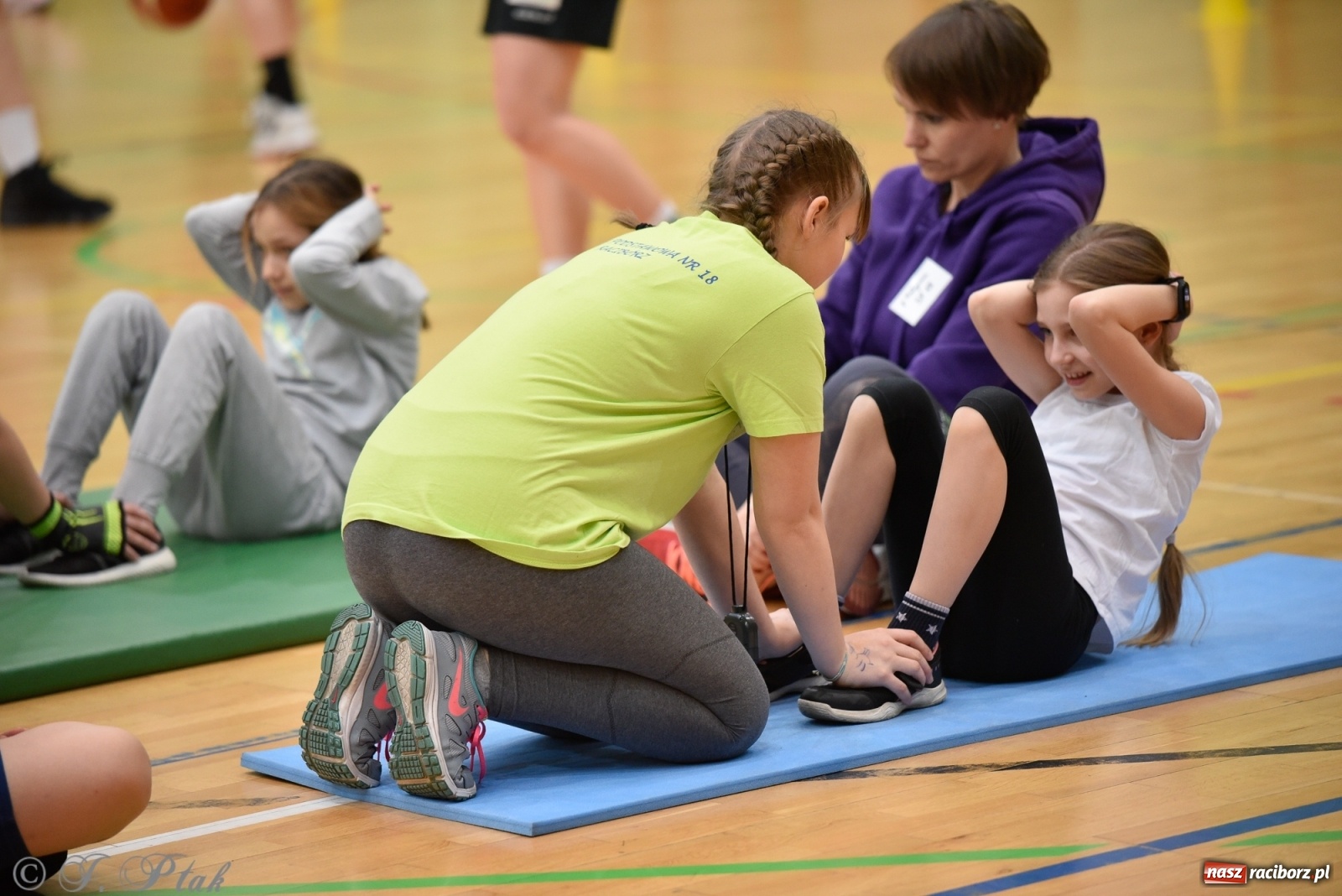 Zdjęcie w galerii na portalu naszraciborz.pl: Festiwal Sportu z SP 18 w hali przy Łąkowej [FOTO i WIDEO] wiadomości z regionu