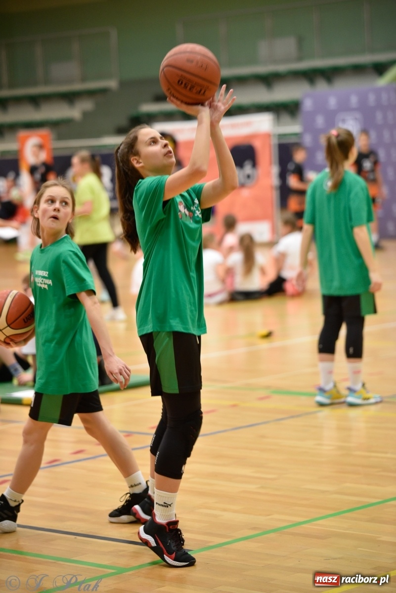 Zdjęcie w galerii na portalu naszraciborz.pl: Festiwal Sportu z SP 18 w hali przy Łąkowej [FOTO i WIDEO] wiadomości z regionu