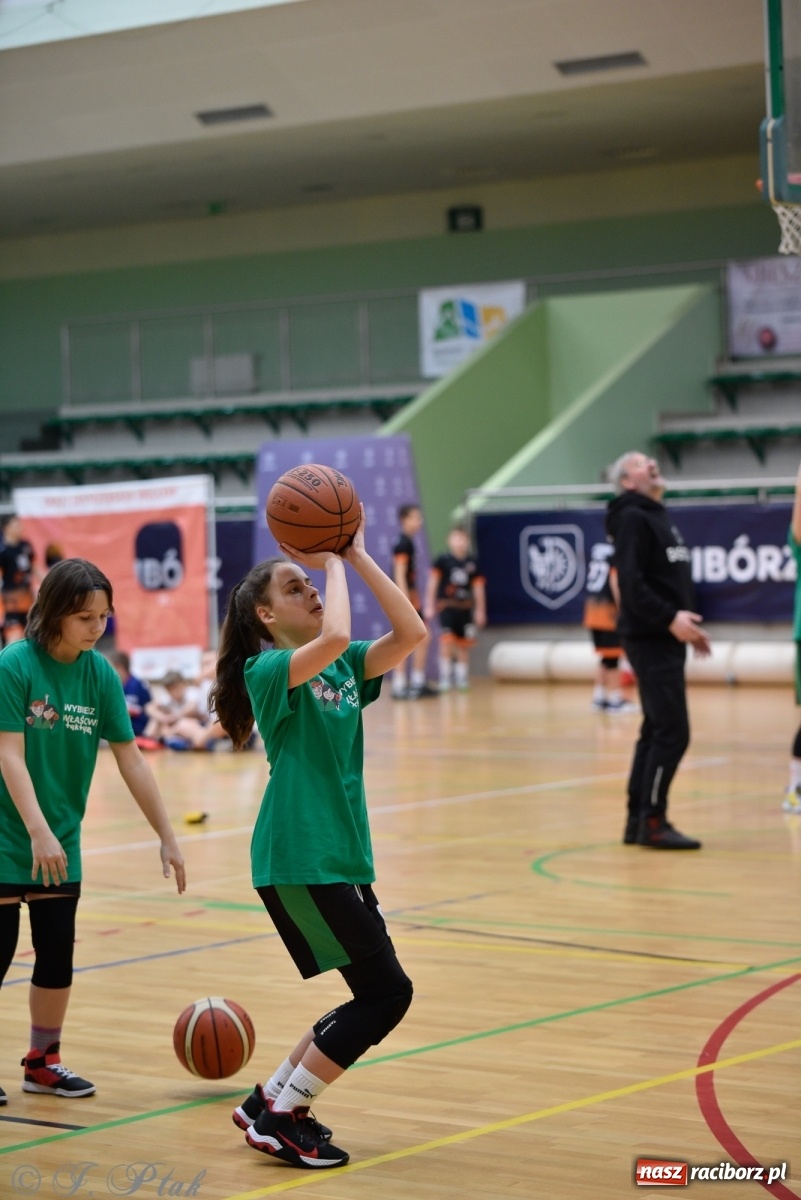 Zdjęcie w galerii na portalu naszraciborz.pl: Festiwal Sportu z SP 18 w hali przy Łąkowej [FOTO i WIDEO] wiadomości z regionu