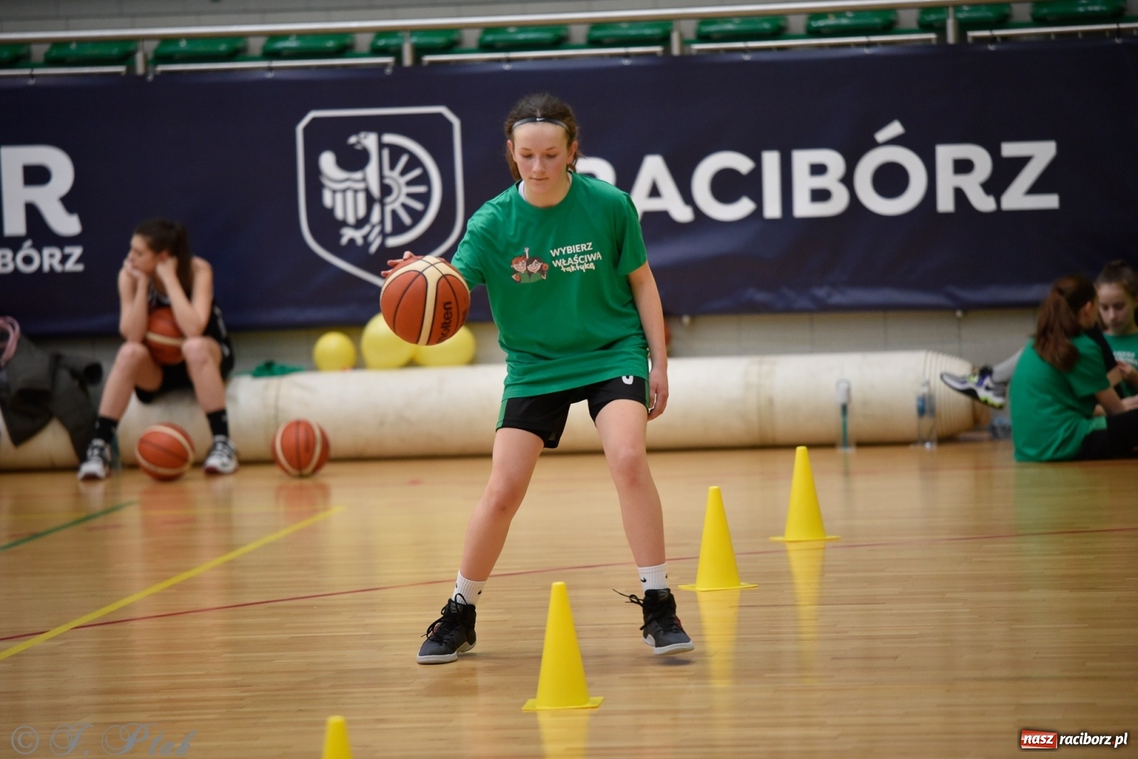 Zdjęcie w galerii na portalu naszraciborz.pl: Festiwal Sportu z SP 18 w hali przy Łąkowej [FOTO i WIDEO] wiadomości z regionu