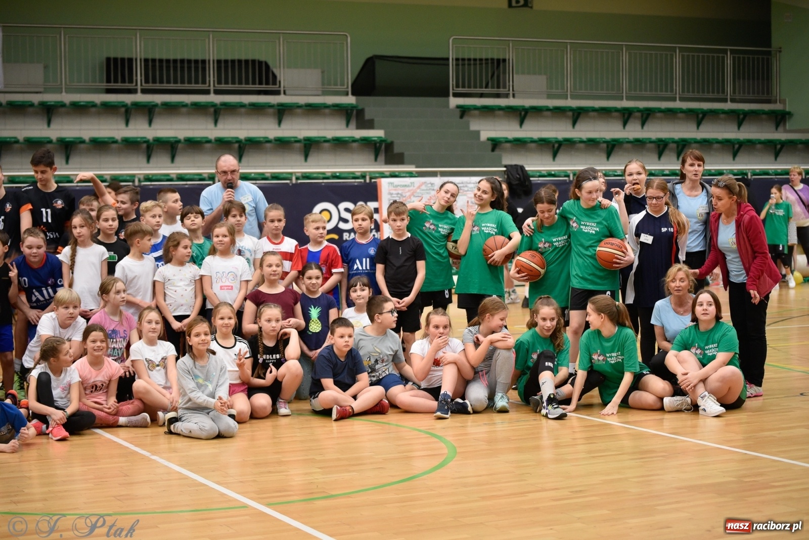 Zdjęcie w galerii na portalu naszraciborz.pl: Festiwal Sportu z SP 18 w hali przy Łąkowej [FOTO i WIDEO] wiadomości z regionu