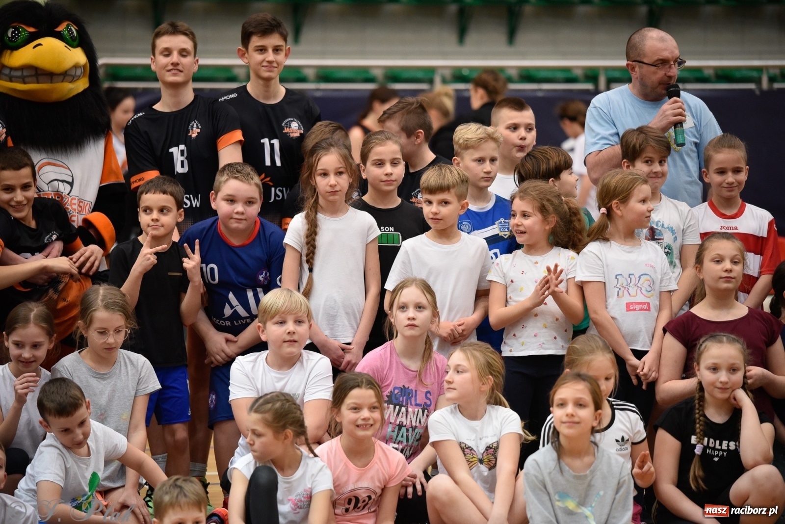 Zdjęcie w galerii na portalu naszraciborz.pl: Festiwal Sportu z SP 18 w hali przy Łąkowej [FOTO i WIDEO] wiadomości z regionu