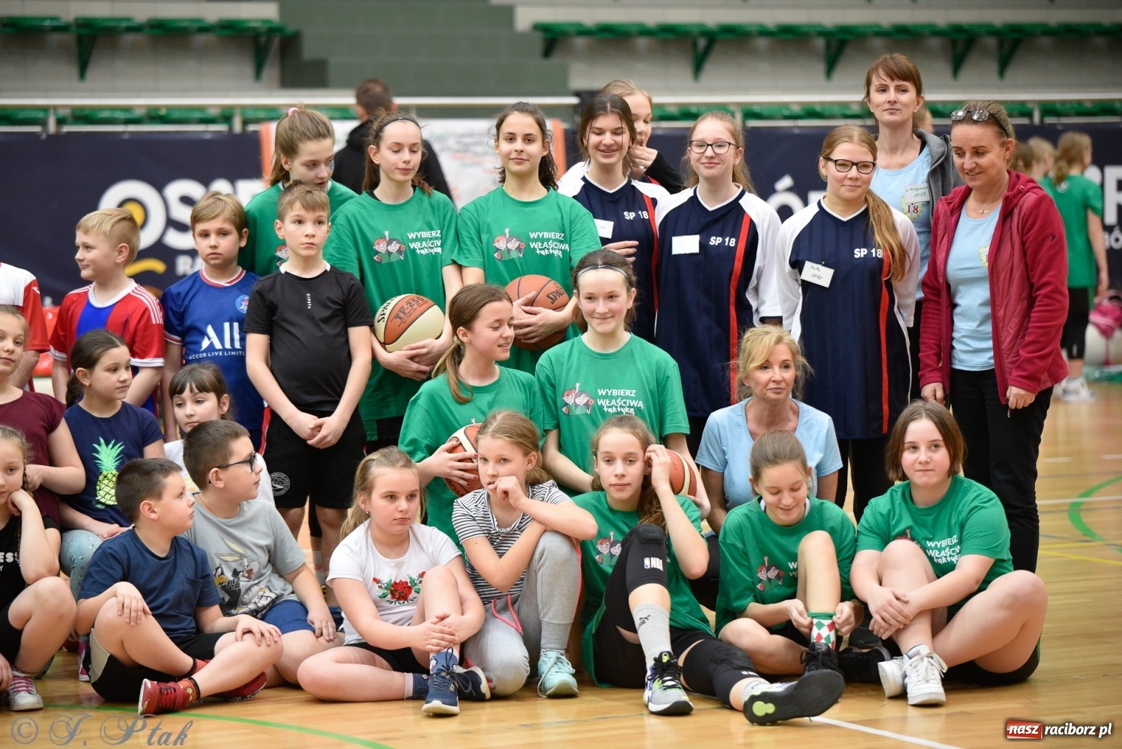 Zdjęcie w galerii na portalu naszraciborz.pl: Festiwal Sportu z SP 18 w hali przy Łąkowej [FOTO i WIDEO] wiadomości z regionu