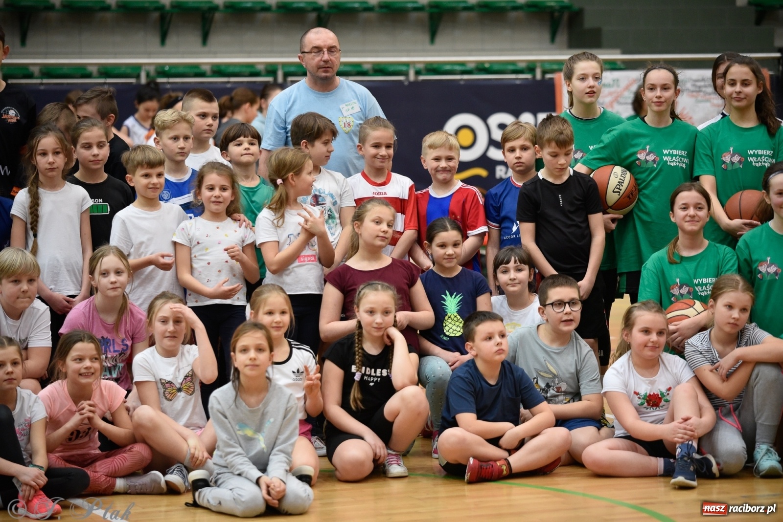 Zdjęcie w galerii na portalu naszraciborz.pl: Festiwal Sportu z SP 18 w hali przy Łąkowej [FOTO i WIDEO] wiadomości z regionu