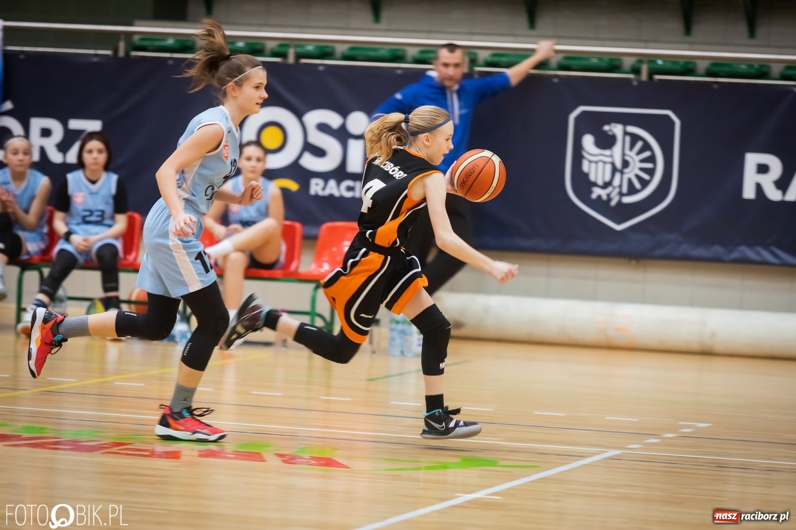Zdjęcie w galerii na portalu naszraciborz.pl: Koszykówka. Wisła górą w Raciborzu [FOTO i WIDEO] wiadomości z regionu