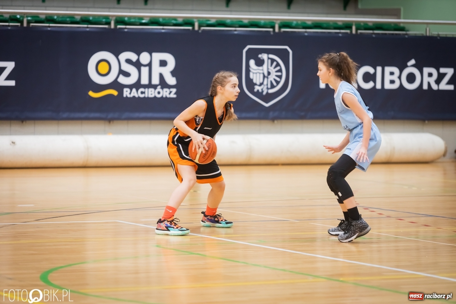 Zdjęcie w galerii na portalu naszraciborz.pl: Koszykówka. Wisła górą w Raciborzu [FOTO i WIDEO] wiadomości z regionu