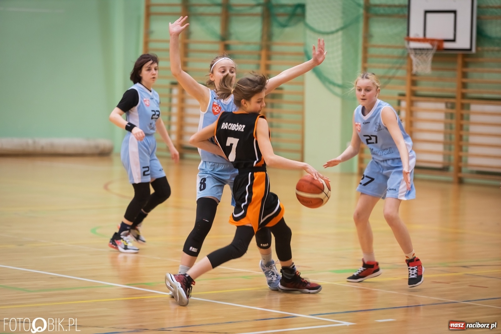 Zdjęcie w galerii na portalu naszraciborz.pl: Koszykówka. Wisła górą w Raciborzu [FOTO i WIDEO] wiadomości z regionu