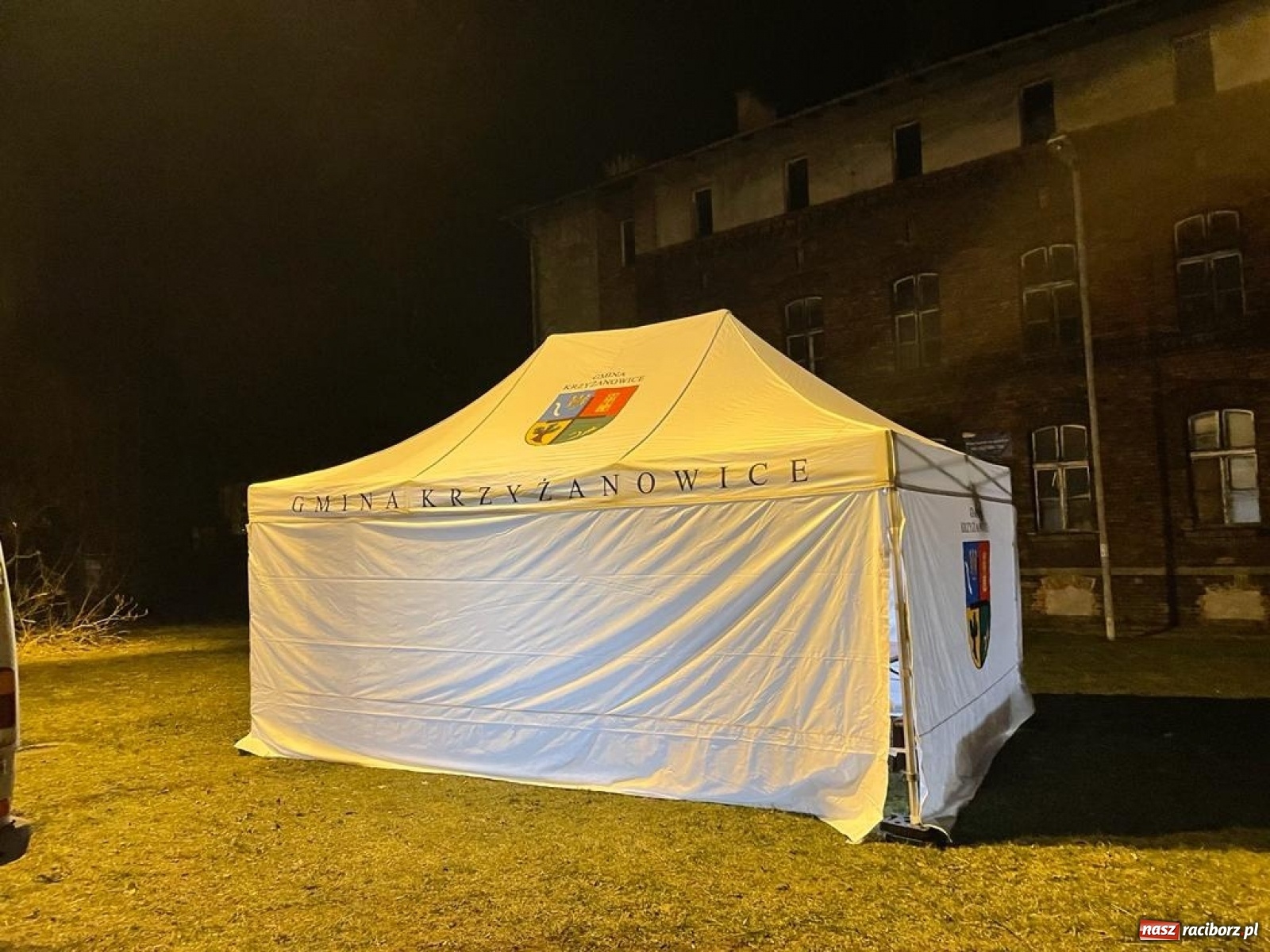 Zdjęcie w galerii na portalu naszraciborz.pl: Całodobowe dyżury na dworcu w Chałupkach, bo Ukraińcy wysiadają tu... przez pomyłkę wiadomości z regionu