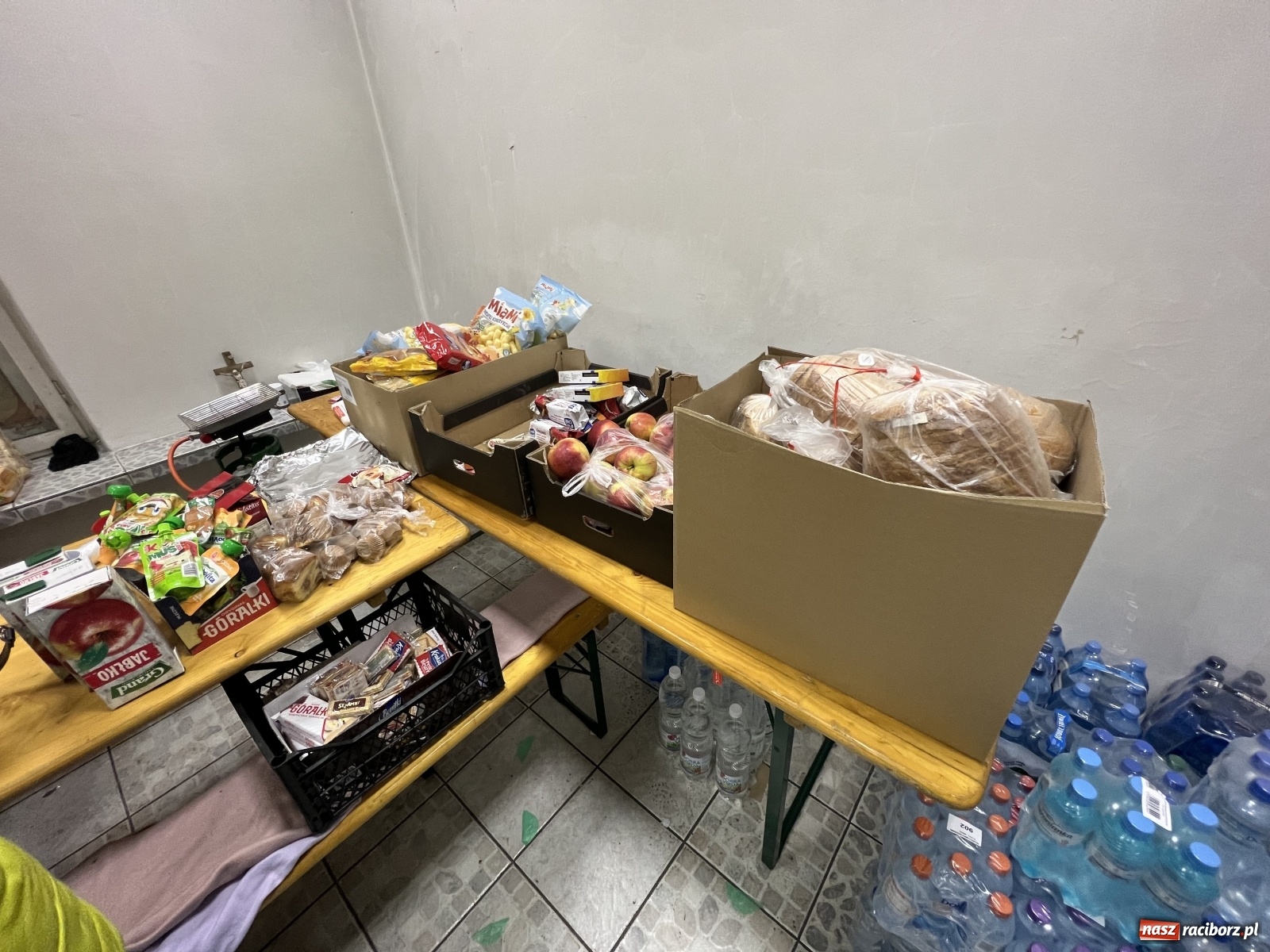 Zdjęcie w galerii na portalu naszraciborz.pl: Całodobowe dyżury na dworcu w Chałupkach, bo Ukraińcy wysiadają tu... przez pomyłkę wiadomości z regionu