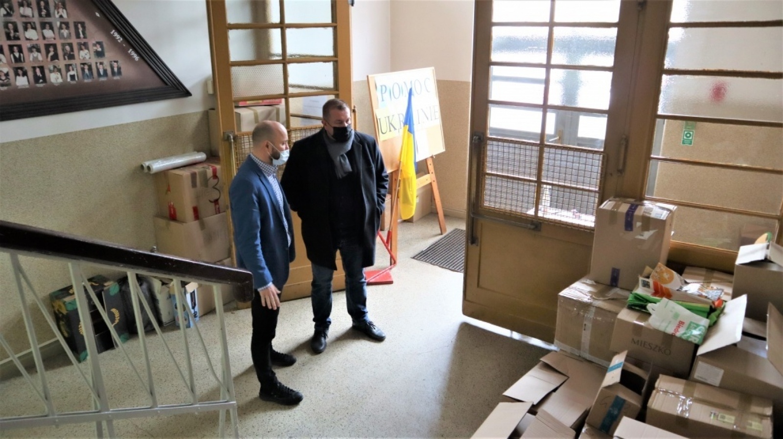 Zdjęcie w galerii na portalu naszraciborz.pl: Powiatowe punkty zbiórki darów dla Ukrainy wiadomości z regionu