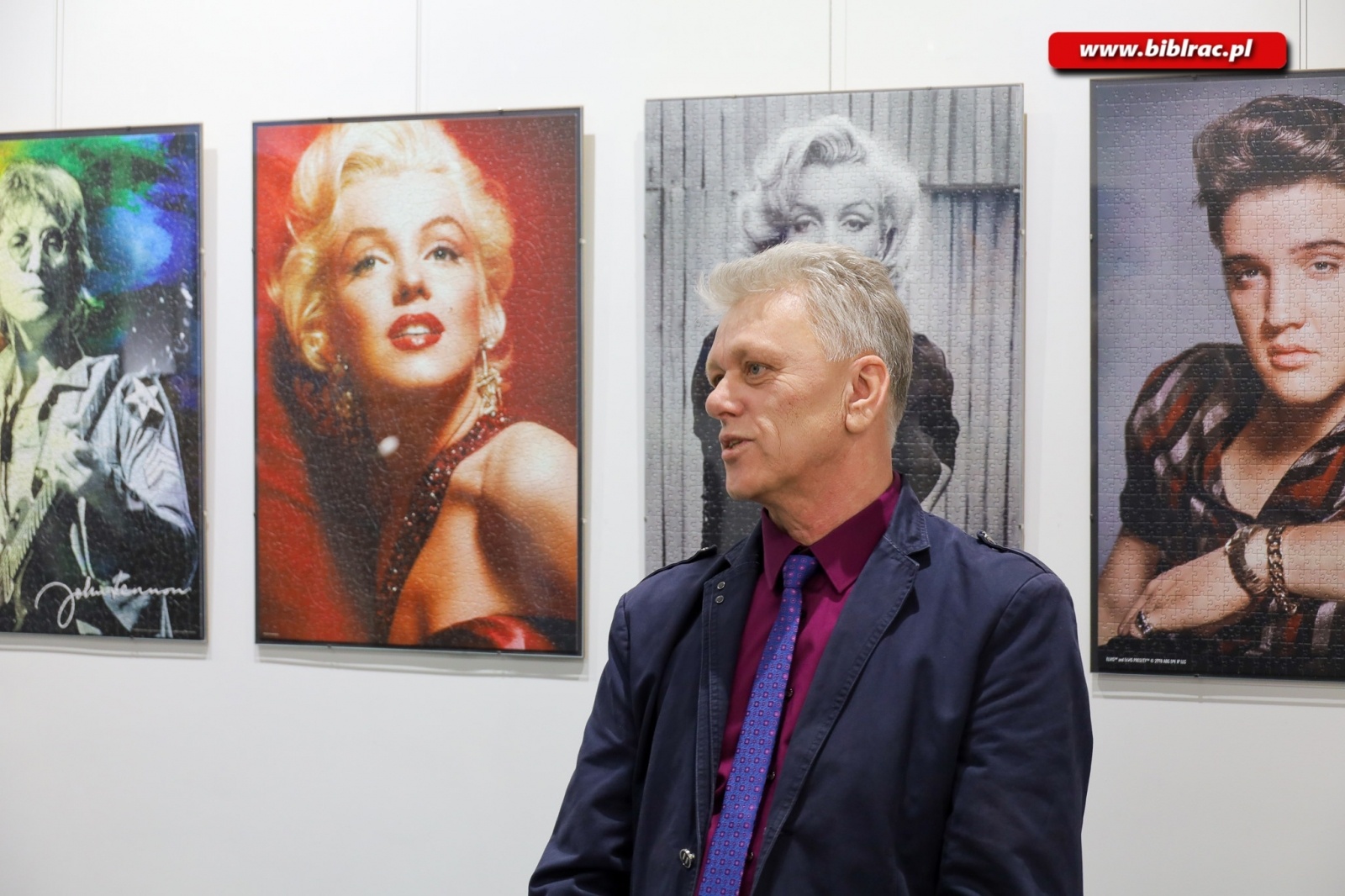 Zdjęcie w galerii na portalu naszraciborz.pl: Sztuka z puzzli. W bibliotece odbył się wernisaż wystawy Jana Świerczka wiadomości z regionu