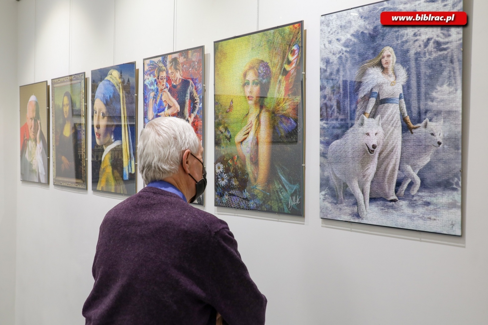 Zdjęcie w galerii na portalu naszraciborz.pl: Sztuka z puzzli. W bibliotece odbył się wernisaż wystawy Jana Świerczka wiadomości z regionu