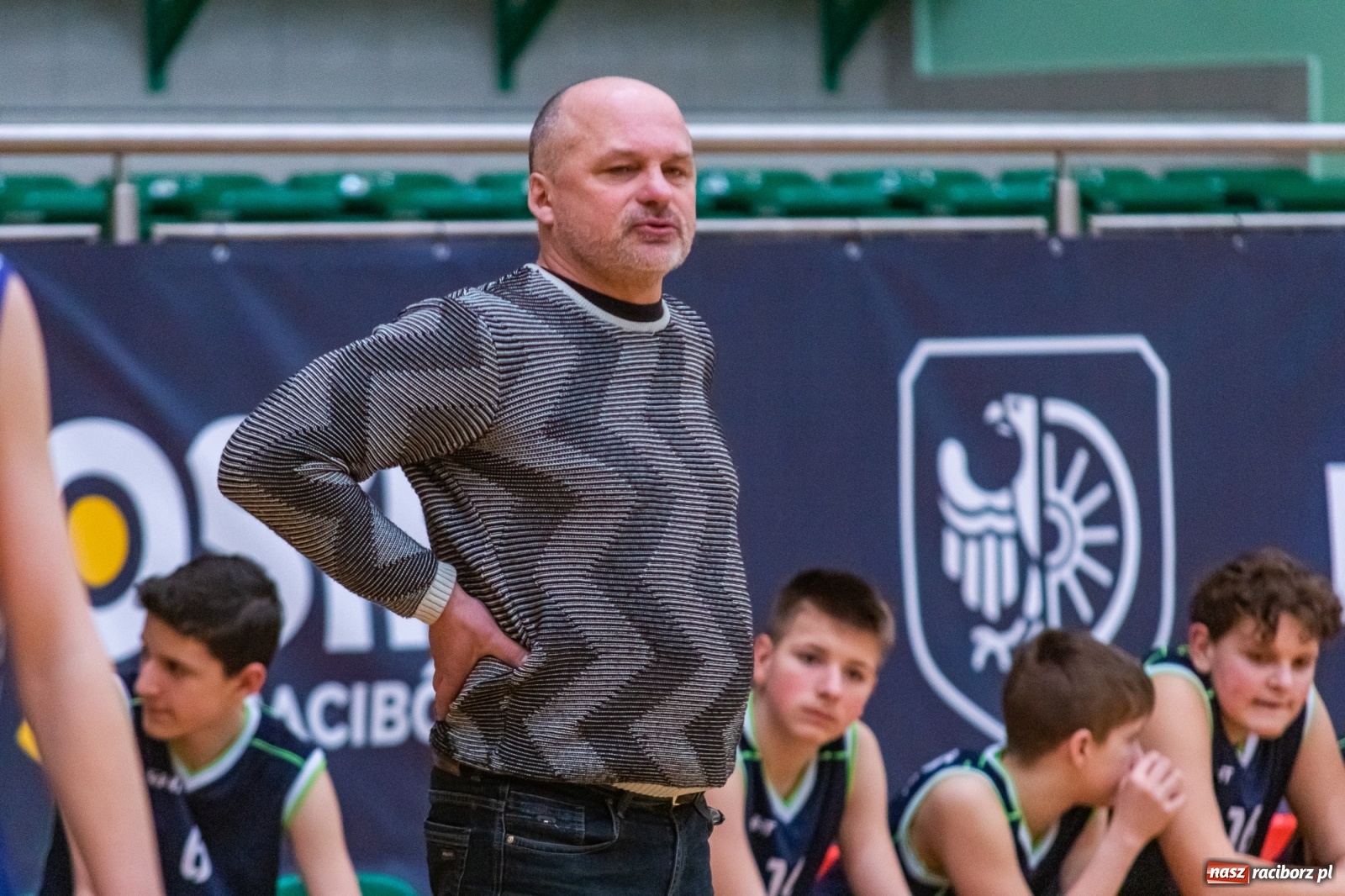 Zdjęcie w galerii na portalu naszraciborz.pl: Koszykarski dreszczowiec w Arenie Rafako z happy endem [FOTO i WIDEO] wiadomości z regionu