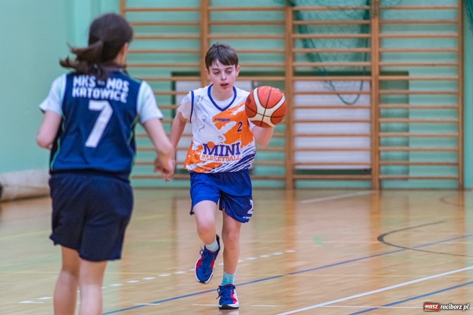 Zdjęcie w galerii na portalu naszraciborz.pl: Koszykarski dreszczowiec w Arenie Rafako z happy endem [FOTO i WIDEO] wiadomości z regionu